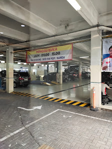 Plaza Toyota Pemuda