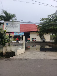 puskesmas kelurahan semanan Il