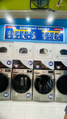 RADZAwash Laundry Self service & kiloan