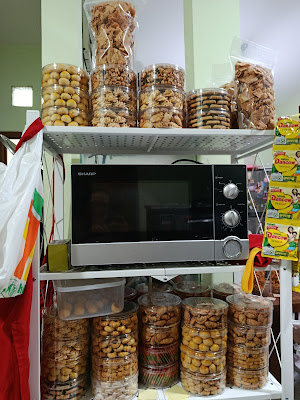 Raessana Cake and Cookies