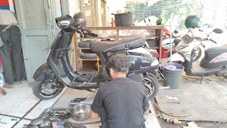 RAGE Vespa Service