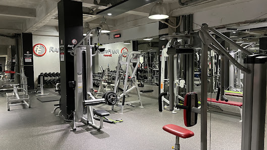 Rai Fitness Senopati Dan Flip Burger