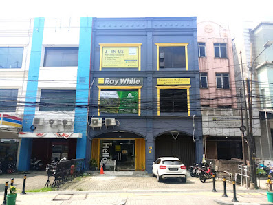 Ray White Fatmawati Boulevard