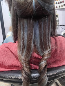 Rechie Salon
