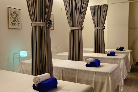 Relaxing Massage & Reflexology Bintaro Plaza