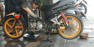 Rental Mobil dan Bengkel Cahaya Motor
