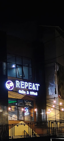 REPEAT Coffee & Billiard