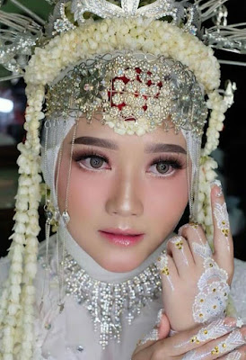 Rias Pengantin Jakarta - Yohana Rias Pengantin