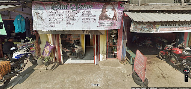 Rini Salon Gang 21 Warakas