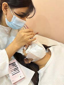 Roona Home Service : Area Jabodetabek (Eyelash & Eyebrow Treatment)