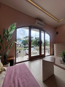 Rora Beauty Bar Cibubur