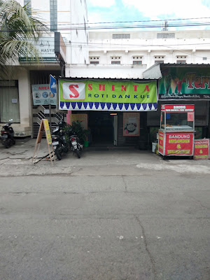 Roti abhistawa cakery / Warung Nani