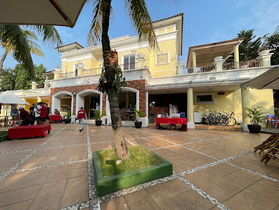 Royal Gading Mansion