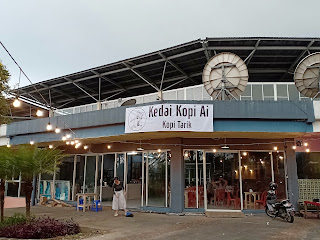 Rumah Kopi Lala Junaedi Pak Ate