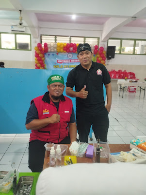 RUMAH SUNAT HAPPY (PANGGILAN) DAN HOMCARE ,INFUS VITAMIN,GV LUKA ,PASANG DC,NGT
