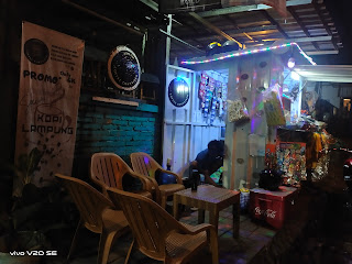 Samping cafe restu