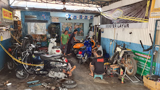 Scooter Layur