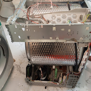 Servis kulkas ac mesin cuci dll