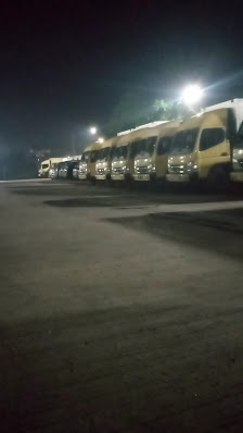 sewa truk engkel box, melayani jasa kirim barang/ pindahan daLaM daN Luar kota (SAHABAT ONLINE)