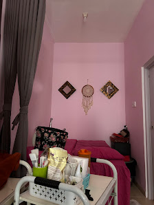 Shine And Beauty Salon