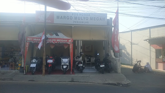 Showroom motor honda srengseng