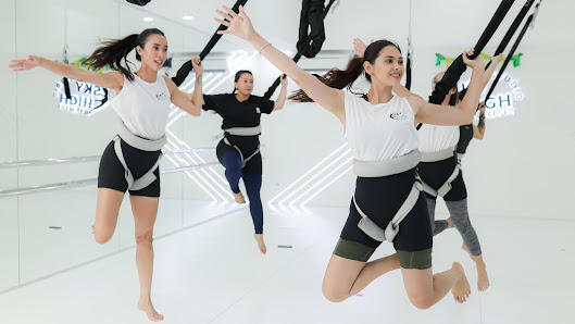 SKY HIGH STUDIO - Pondok Indah