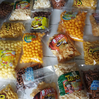 Snacking Yuk