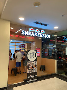 Sneakers 101 Puri Indah Mall
