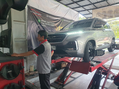 Speedy Ban - Depan Raffles Kelapa Gading