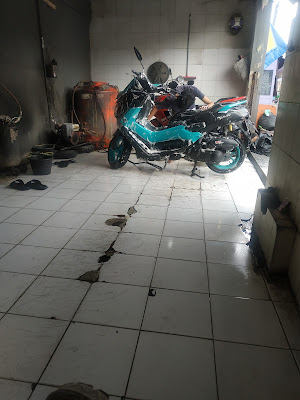 Steam Motor Wijaya Tan