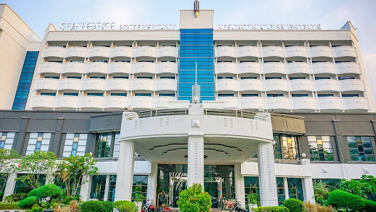 Sunlake Waterfront Resort & Convention Jakarta
