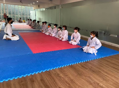 SUPER CLASS - Martial Arts & Fitness