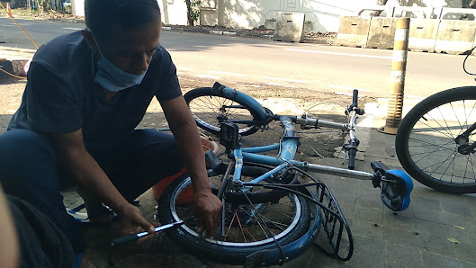 Tambal Ban Mobil Sepeda Dan Motor Mang Encang