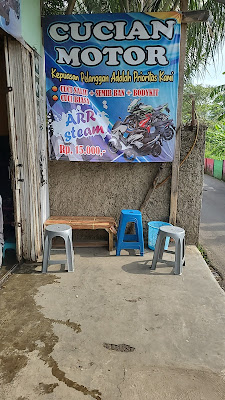 Tempat cuci motor / mobil
