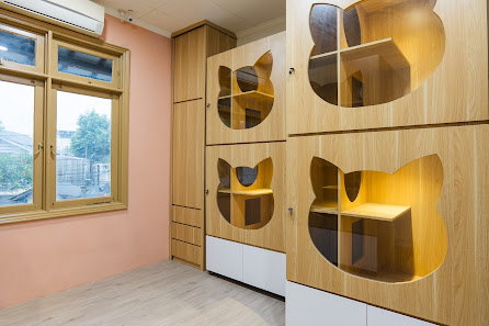 The Cat Lounge by RR (Cat Hotel - Grooming - Dokter Hewan - Cat Shop)