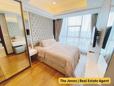 The Jones Property Real Estate Agent