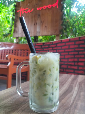 The wood cafe