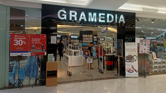 TOKO OLAHRAGA & MUSIK MG GRAMEDIA MATRAMAN