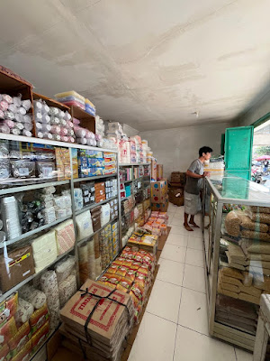 Toko Plastik dan Bahan Roti "Family"