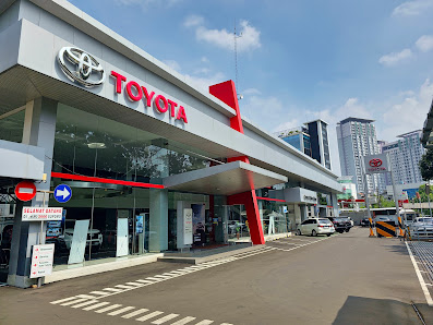 Toyota Auto2000 Tebet Supomo