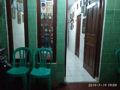 Tukang Urut Bang Agus