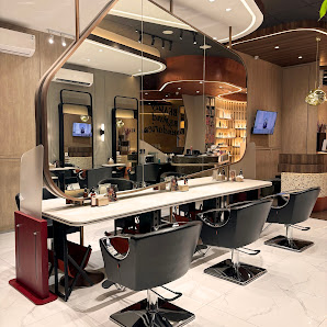 TWO SEASONS PAKUBUWONO (HAIR AFFAIR - Overflow Spa and Wellness - Ruhee - EVERBODY)