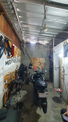 TWOA GARAGE