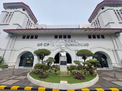 Unit Rawat Jalan Terpadu RSCM