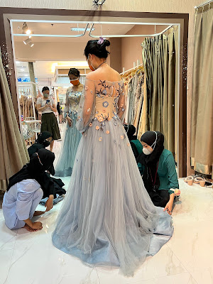 Valeda gown