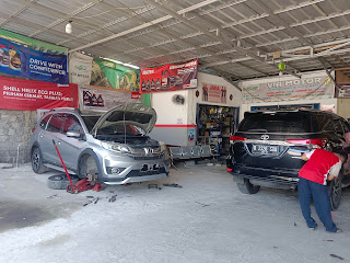 Via Motor bengkel mobil auto metic