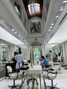 W2 Salon