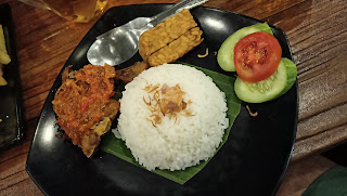 Warkop Halaman Roemah