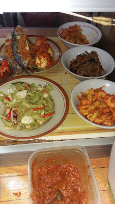 Warteg Bulu