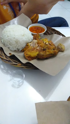 Warung Lesehan Pemuda Rawamangun